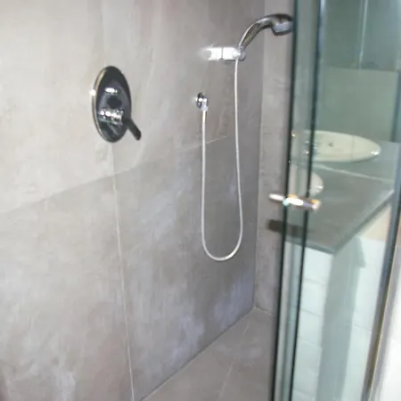 Dora Trevi 아파트